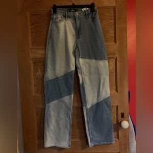 Hollister Ultra High-Rise Dad Jean